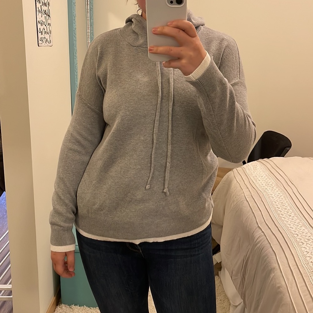 NWT Tahari Linen Sweatshirt Pullover Hoodie Long Sleeve Lightweight Gray Size M